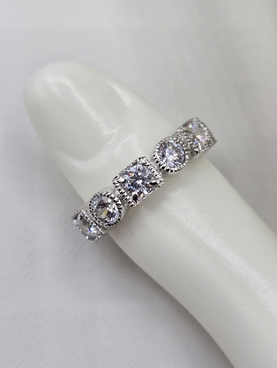 Swarovski Crystal Elements Silver Eternity Band Ring Size 7.75 Geometric Bridal - Picture 8 of 8